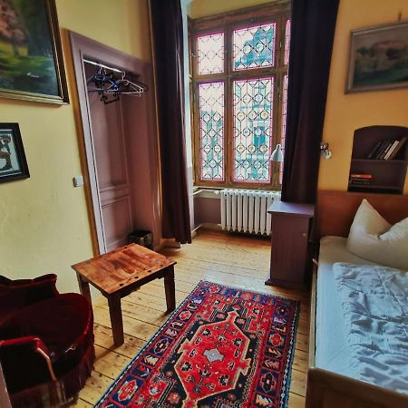 Hummel Hostel - Historische Stadtvilla Mit Garten Weimar  Luaran gambar