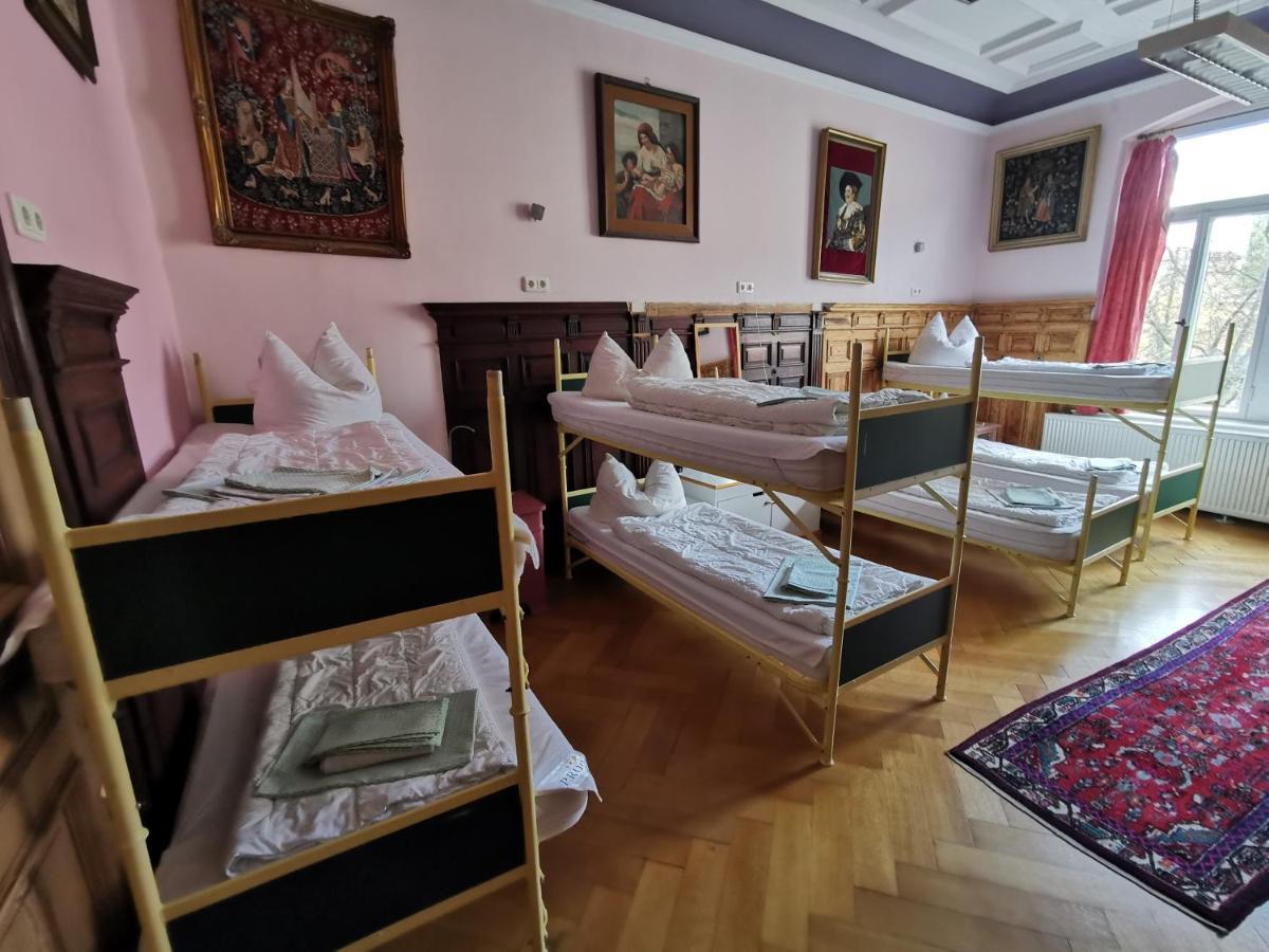 Hummel Hostel - Historische Stadtvilla Mit Garten Weimar  Luaran gambar