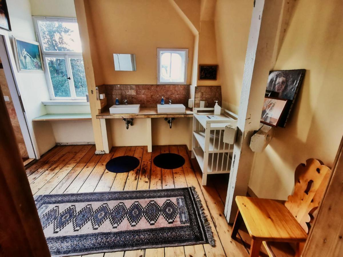Hummel Hostel - Historische Stadtvilla Mit Garten Weimar  Luaran gambar