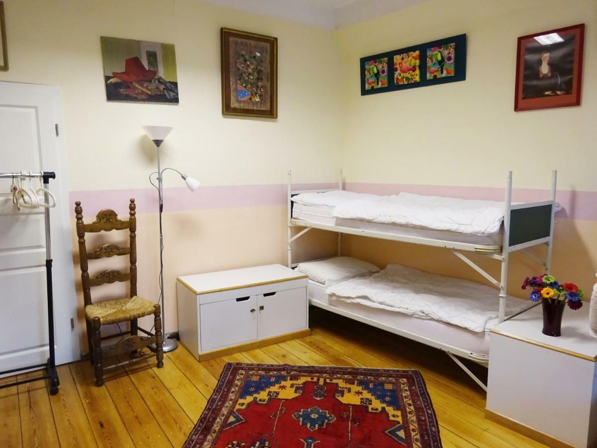 Hummel Hostel - Historische Stadtvilla Mit Garten Weimar  Luaran gambar