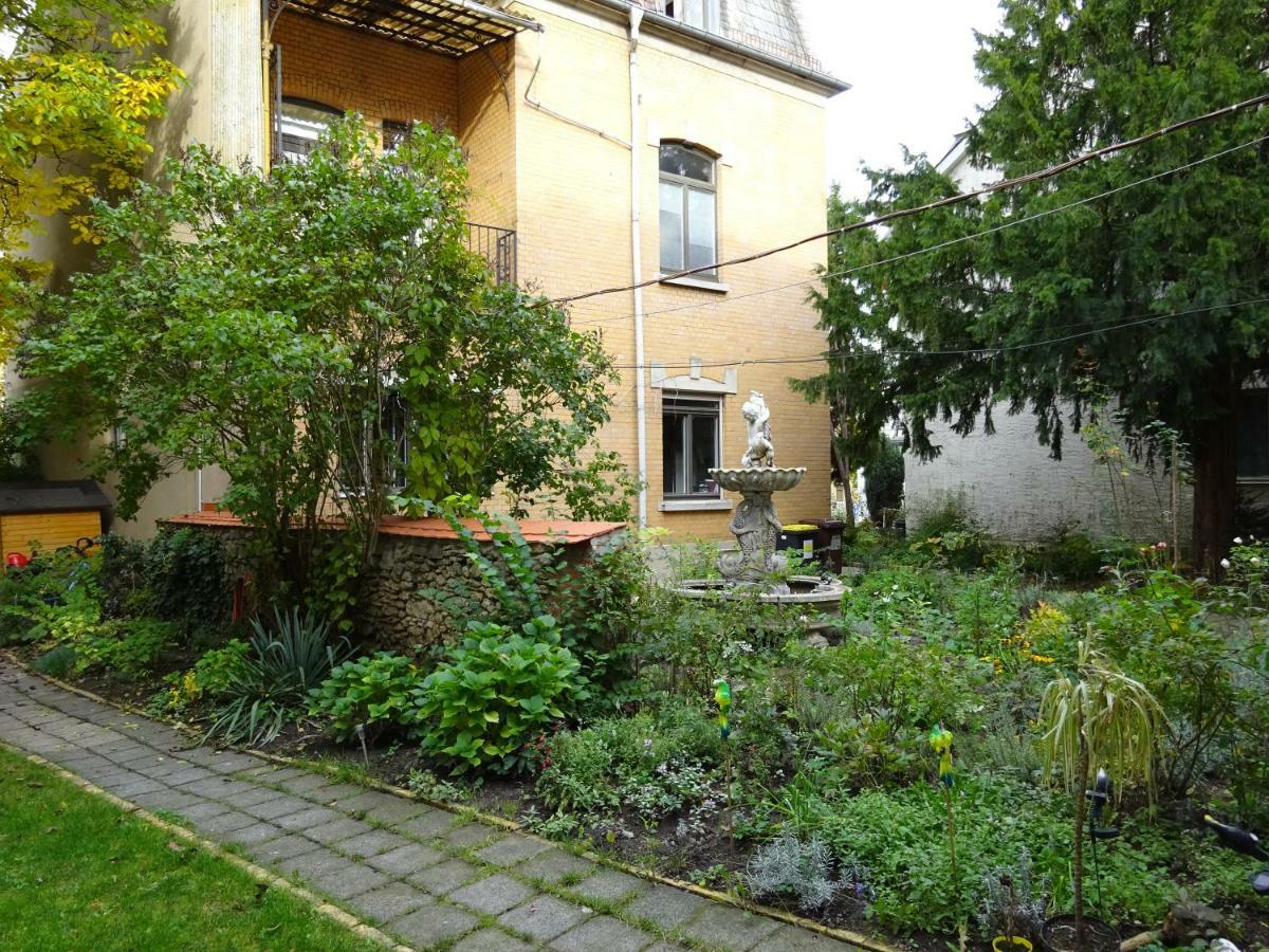 Hummel Hostel - Historische Stadtvilla Mit Garten Weimar  Luaran gambar