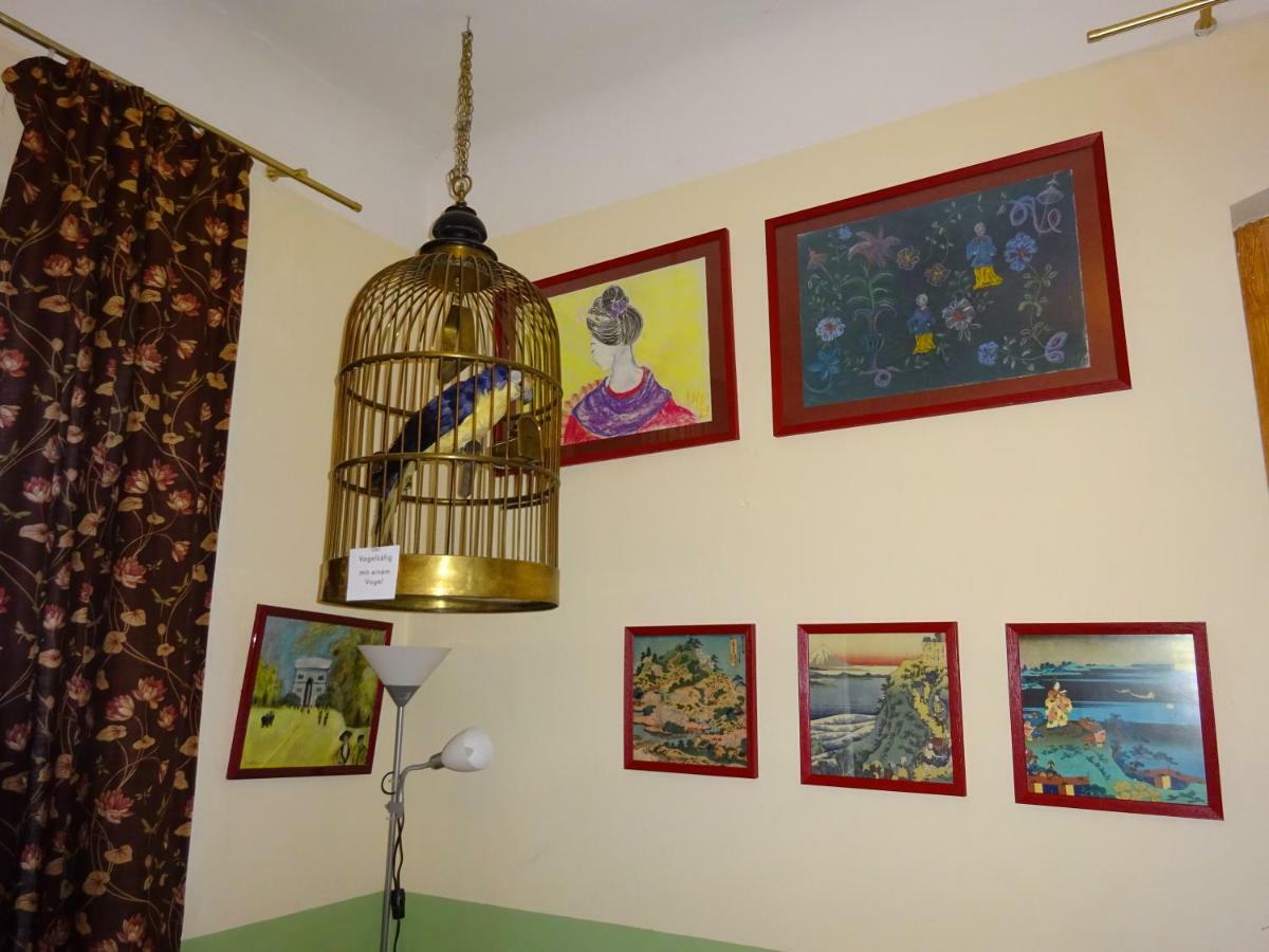 Hummel Hostel - Historische Stadtvilla Mit Garten Weimar  Luaran gambar